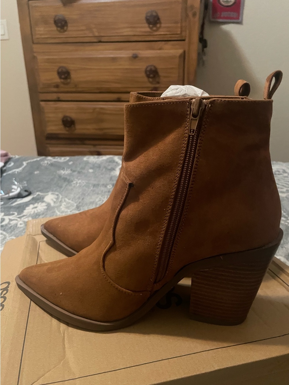 ASOS DESIGN Wide Fit Elliot western boots - Picture 2 of 11